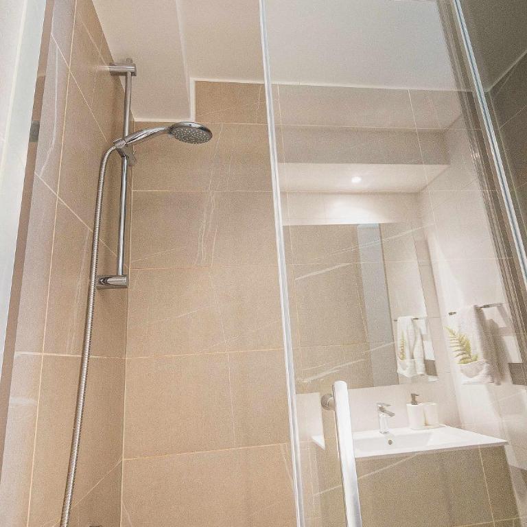 HOM I Inmejorable Depto 4PAX 2D2B en Nunoa Santiago - Apartamento - 40