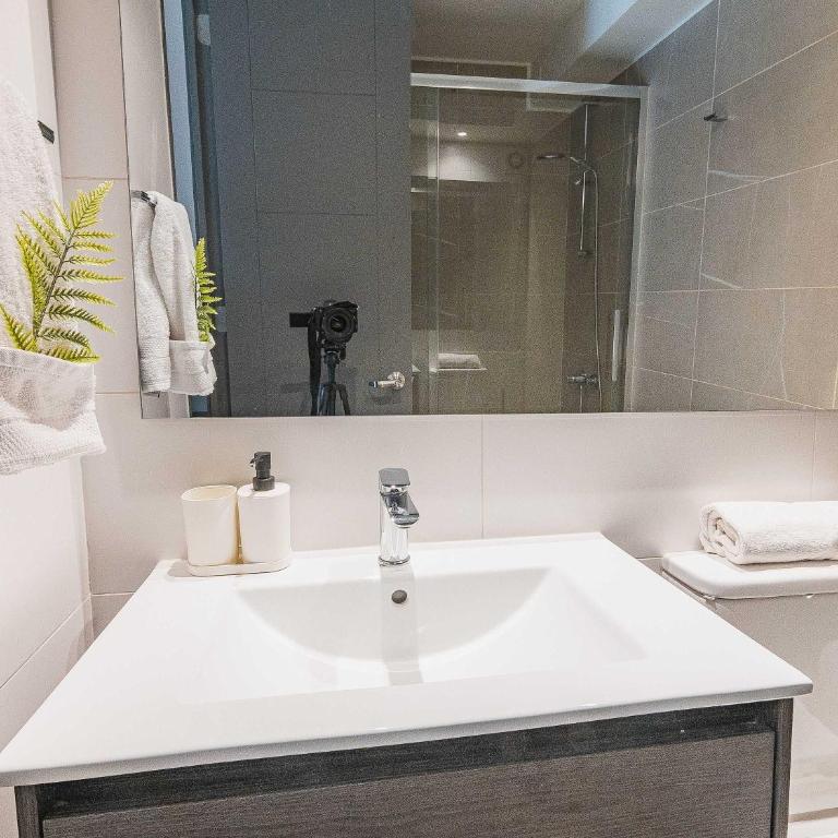 HOM I Inmejorable Depto 4PAX 2D2B en Nunoa Santiago - Apartamento - 43