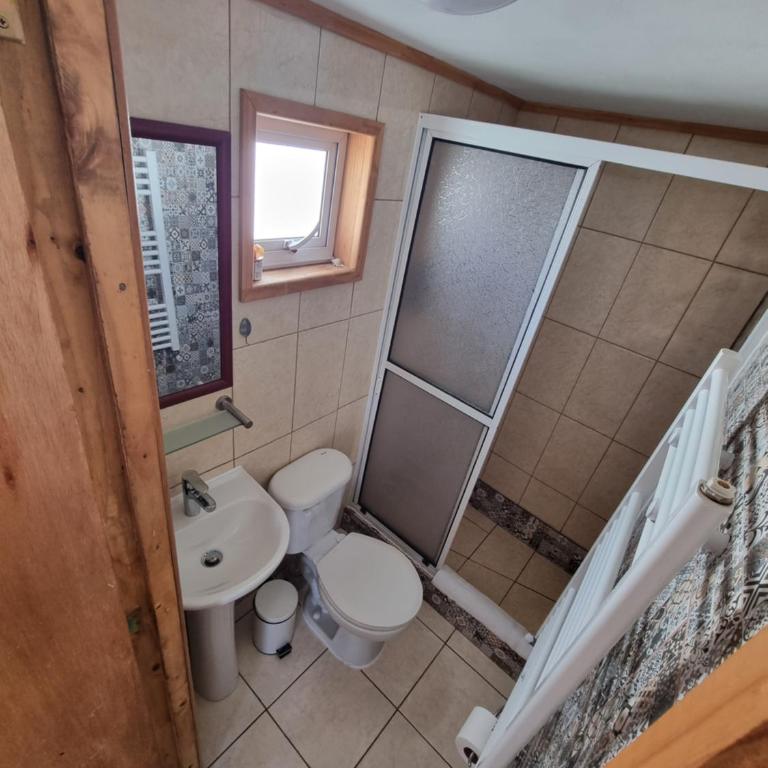 Hostal Origen Patagonia - Double Room with Private Bathroom - 9