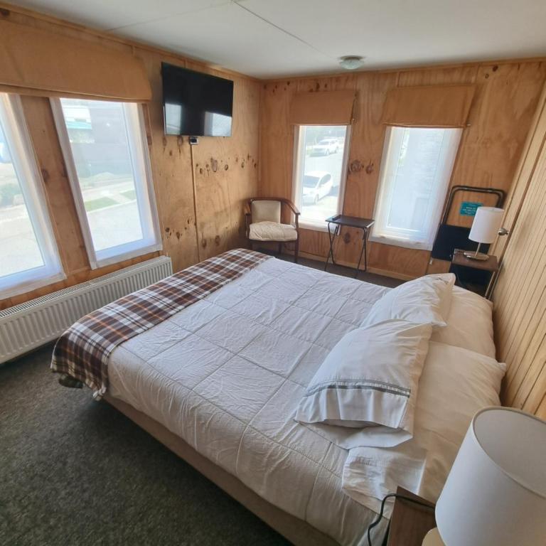 Hostal Origen Patagonia - Double Room with Private Bathroom - 3