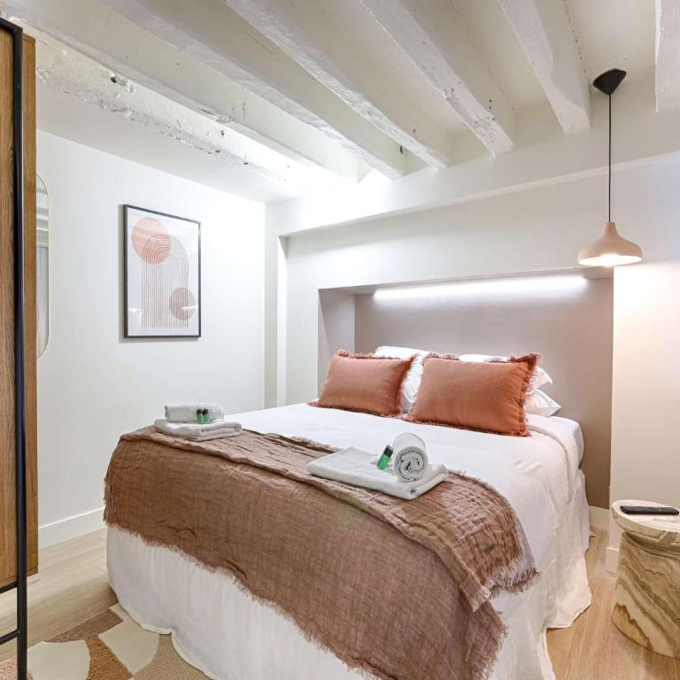 Beautiful AC Duplex Bastille Le Marais - Appartement - 2