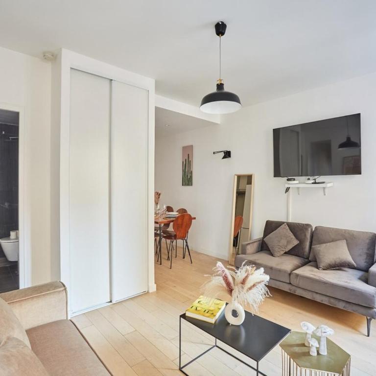Residence Rivoli - Center of Paris - Two-Bedroom Apartment - 6