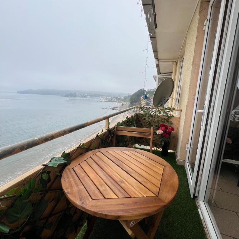 Departamento frente al mar - Three-Bedroom Apartment - 9