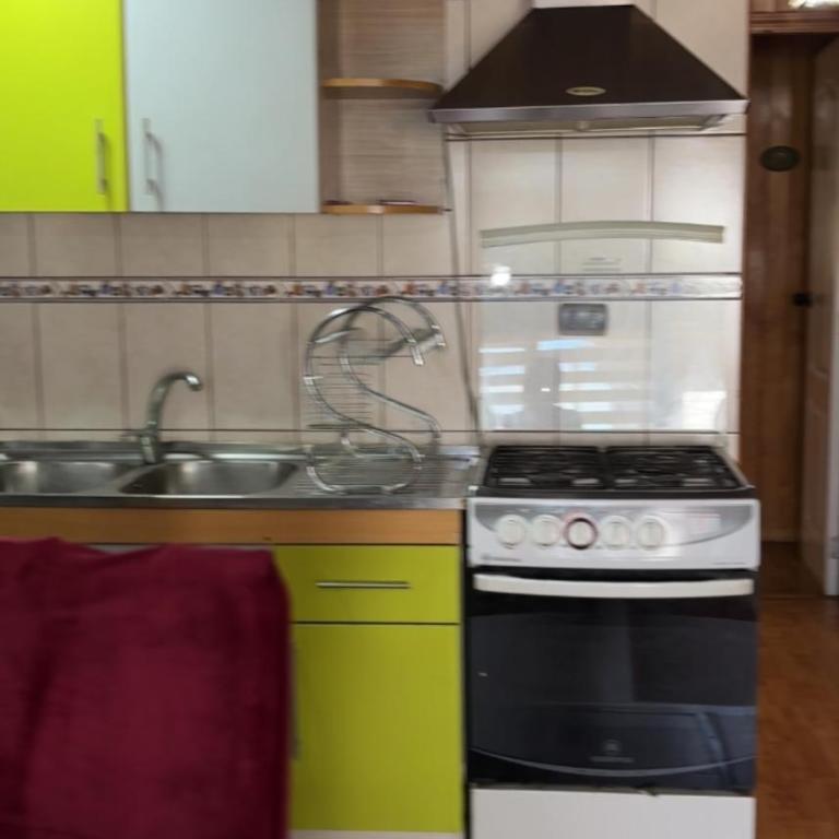 Ruperta Home - Three-Bedroom House - 6