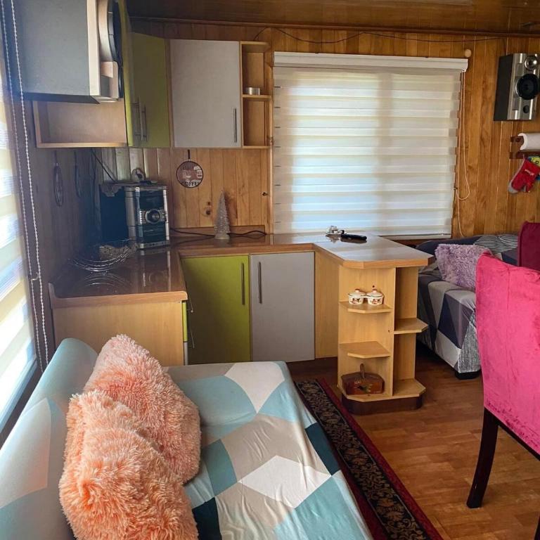 Ruperta Home - Three-Bedroom House - 13
