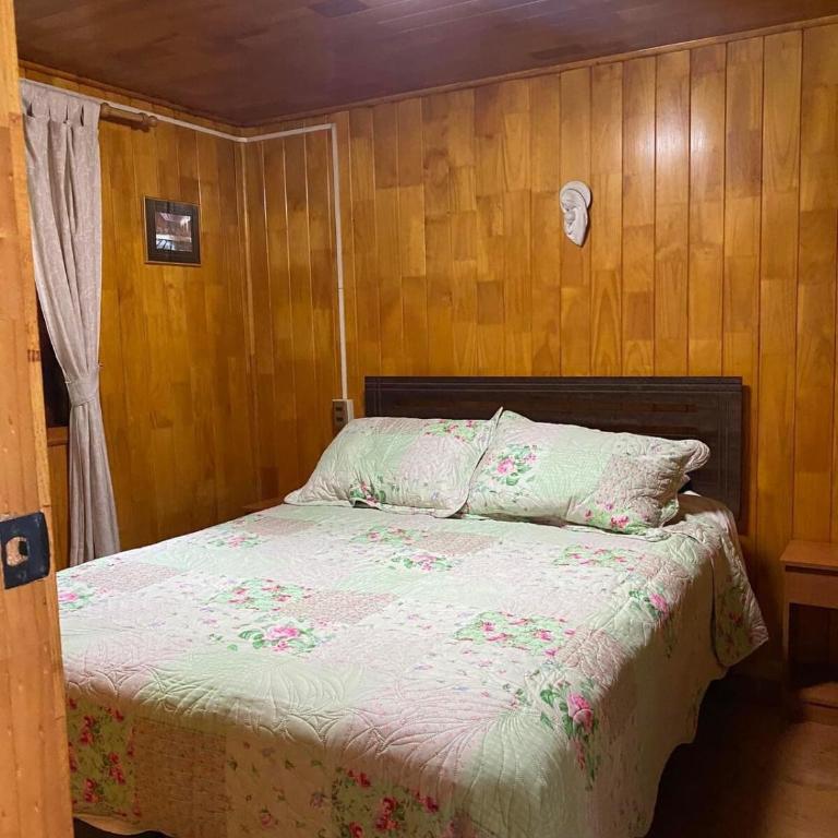 Ruperta Home - Three-Bedroom House - 17