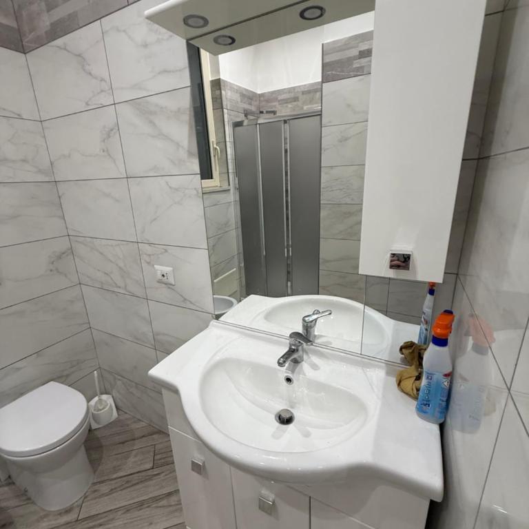 Metro Stay piscinola - One-Bedroom Apartment - 2