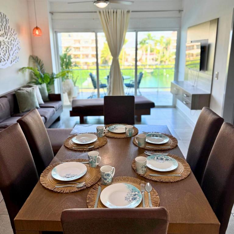 Marina Mazatlán Getaway, Terraza & Comodidad - Two-Bedroom Apartment - 13