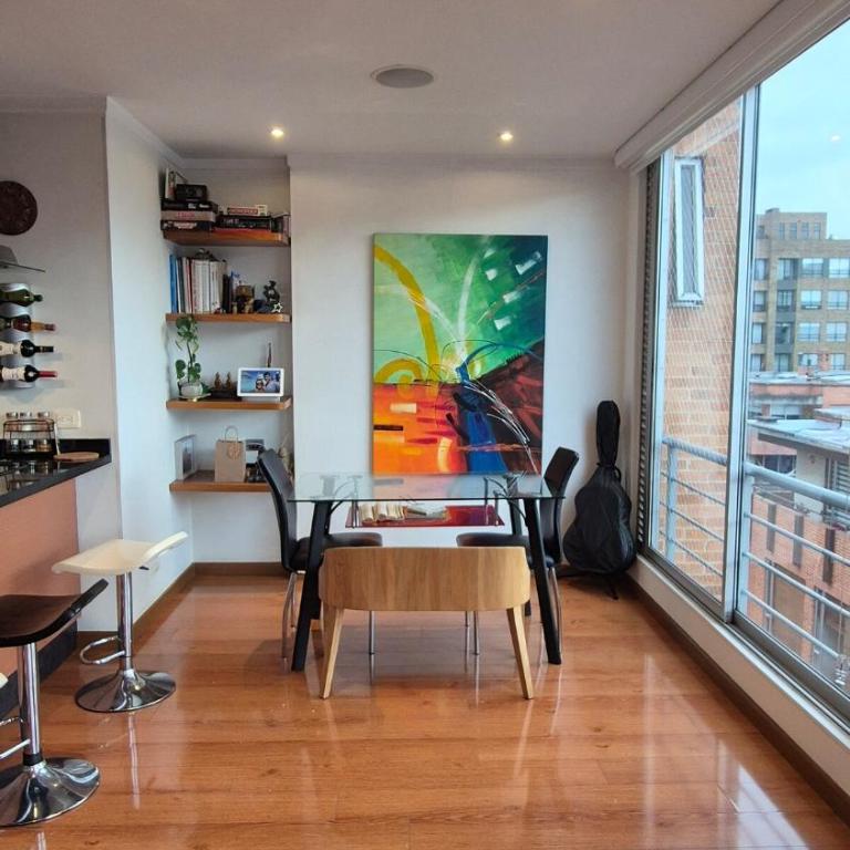 Bright, Warm, Comfy and Prime Location - Apartamento de 2 dormitorios - 3
