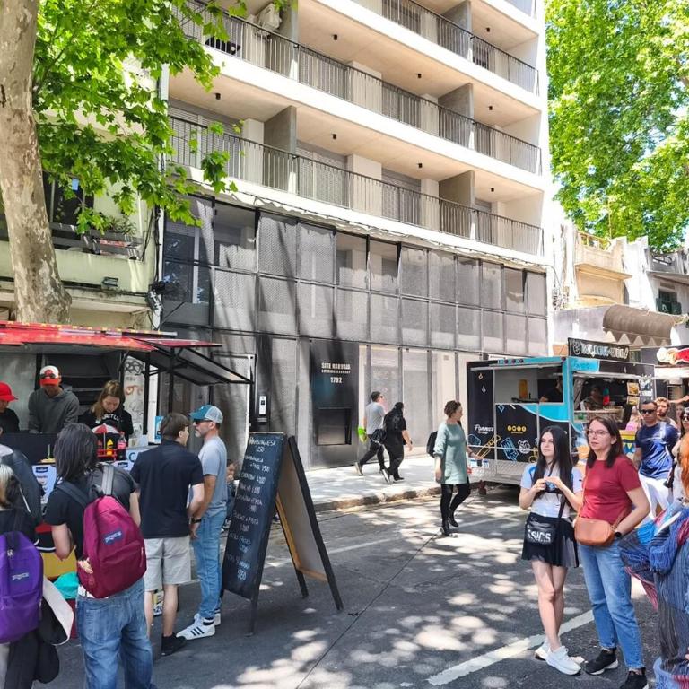 Cómodo apartamento vecino a feria de Tristán y a metros de 18 de julio - One-Bedroom Apartment - 14