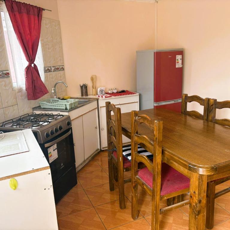 Cabaña La Serena con Estacionamiento privado - Two-Bedroom House - 4