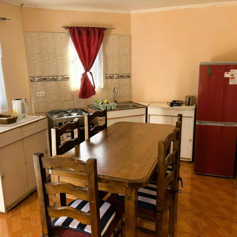 Cabaña La Serena con Estacionamiento privado - Two-Bedroom House - 1