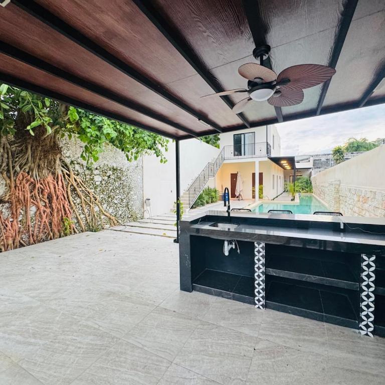 Casa Injertada a espaldas de Paseo de Montejo - One-Bedroom House - 12