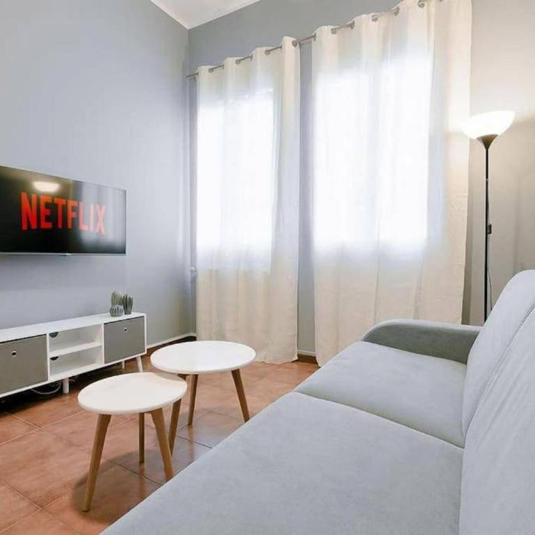 NETTUNO Guest House - Camera Queen con Bagno in Comune - 2