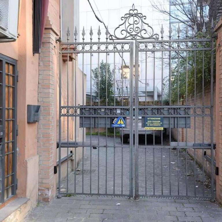 NETTUNO Guest House - Camera Queen con Bagno in Comune - 11