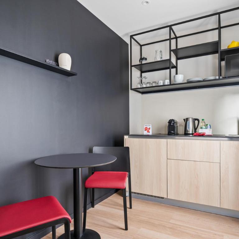 Nonanteneuf appart hōtel Genève Plainpalais - contactless check-in - Studio Lit Queen-Size - 5