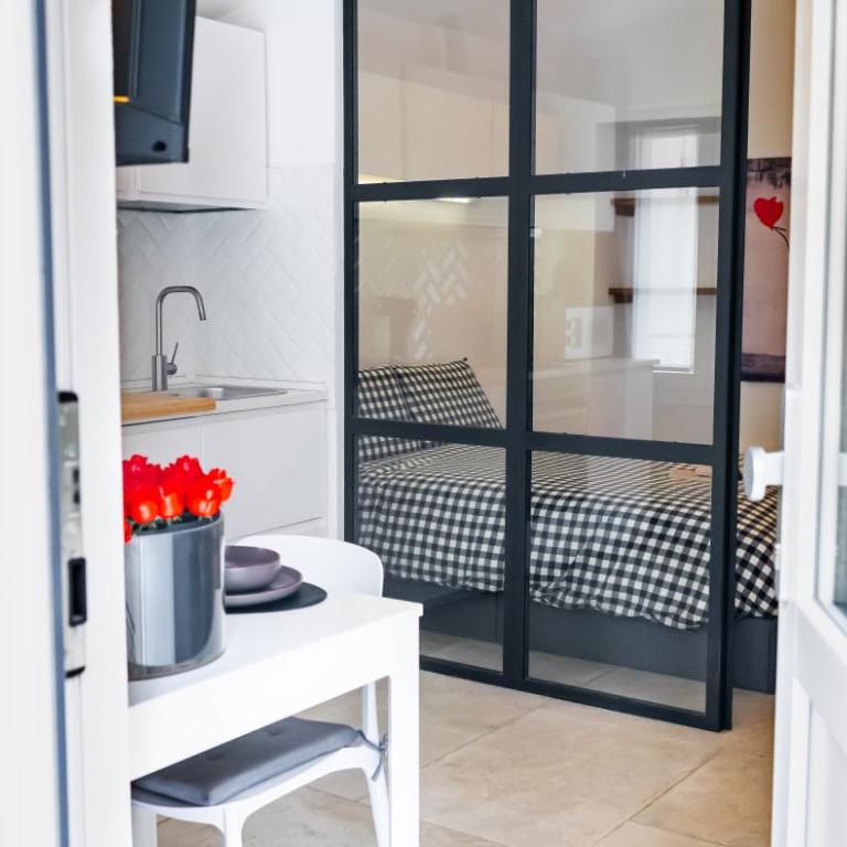 The Black Sheep, Airco - No Lift - One-Bedroom Apartment - 21