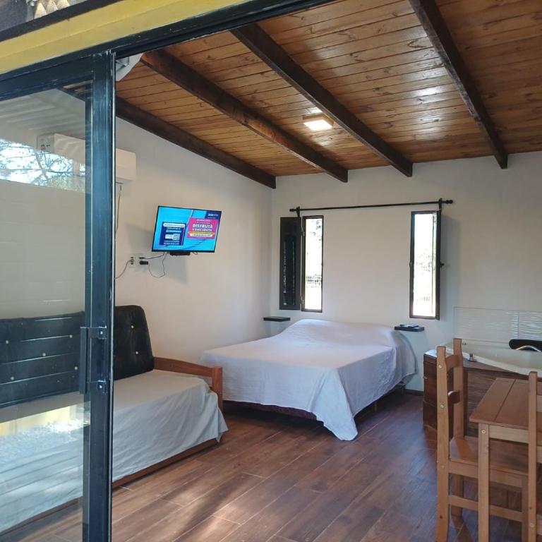 AIRES DEL BOSQUE Con JACUZZI - Estudio con bañera de hidromasaje - 9