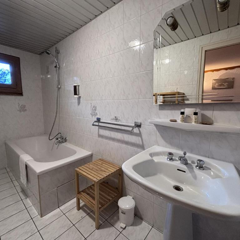 Hôtel Les Airelles - Chambre Double Supérieure - 4