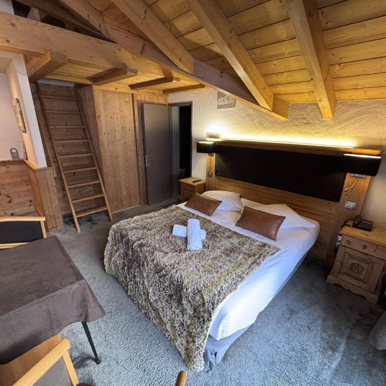 Hôtel Les Airelles - Chambre Double Supérieure - 14