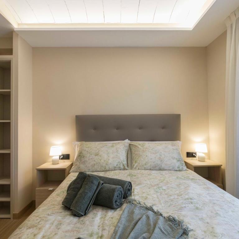 Portal Fosc Suites - Habitación Doble con bañera de hidromasaje - 7