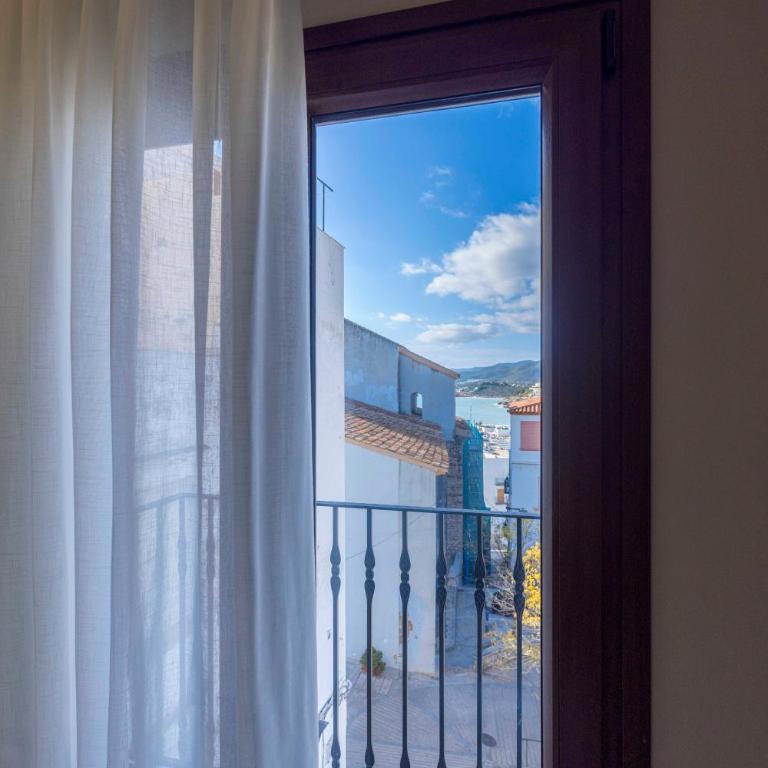 Portal Fosc Suites - Habitación Doble con bañera de hidromasaje - 11