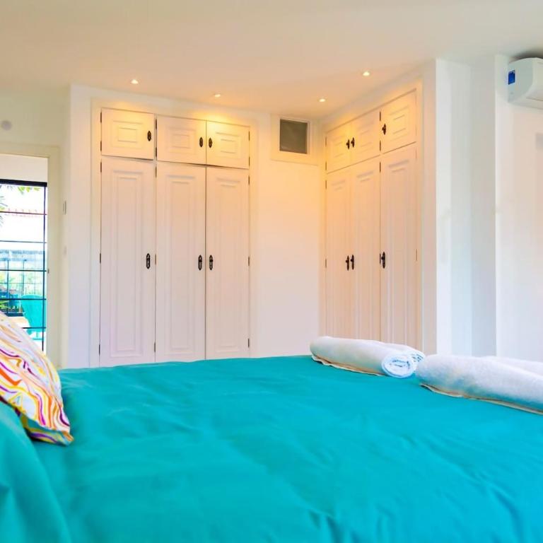 Mediterranean Luxe Villa • 8PAX • Pool • BBQ •Cozy - Villa Deluxe - 38