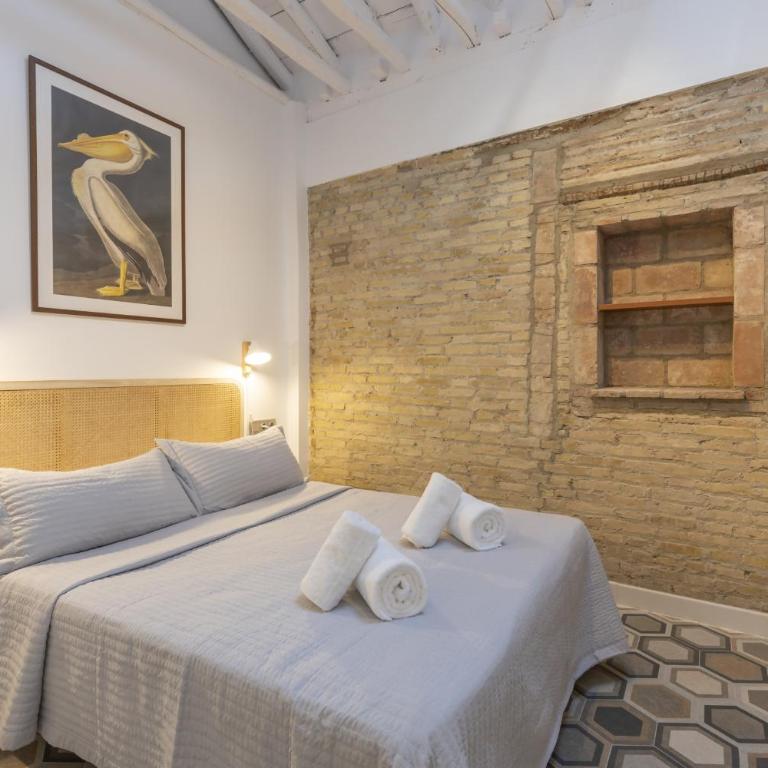 Marvelous Apartment 7 min Cathedral+ Free Parking - Apartment - 15