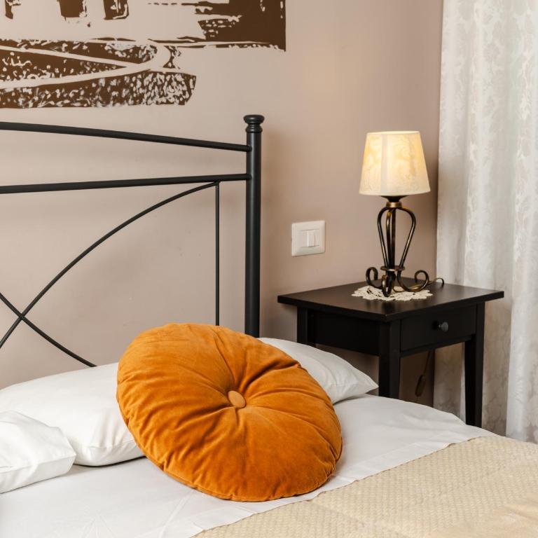 Bari Antica Boutique B&B - Double Room with Private External Bathroom - 2