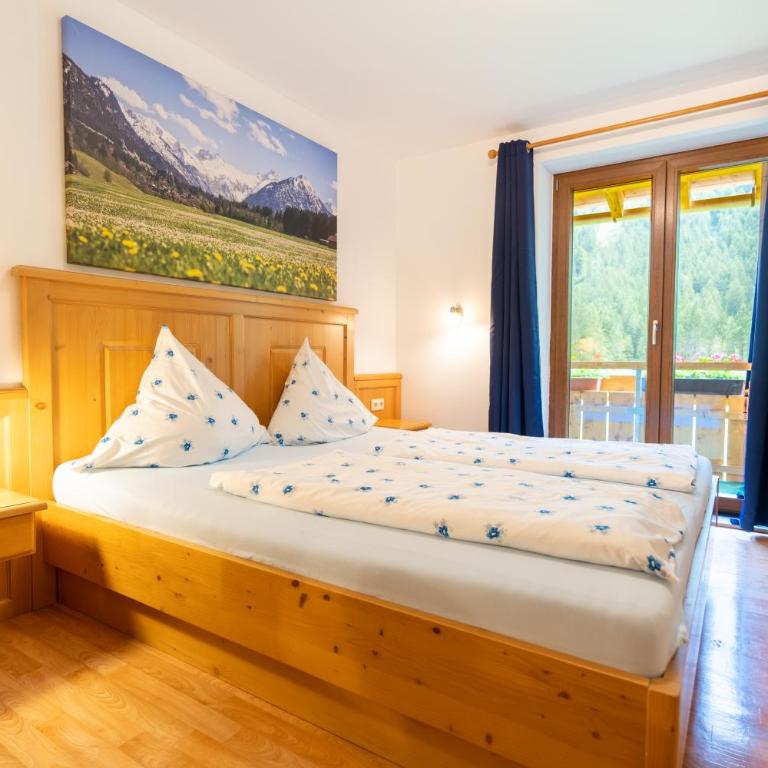 Landhaus Am Fellhorn - Doppelzimmer mit Bergblick - 7