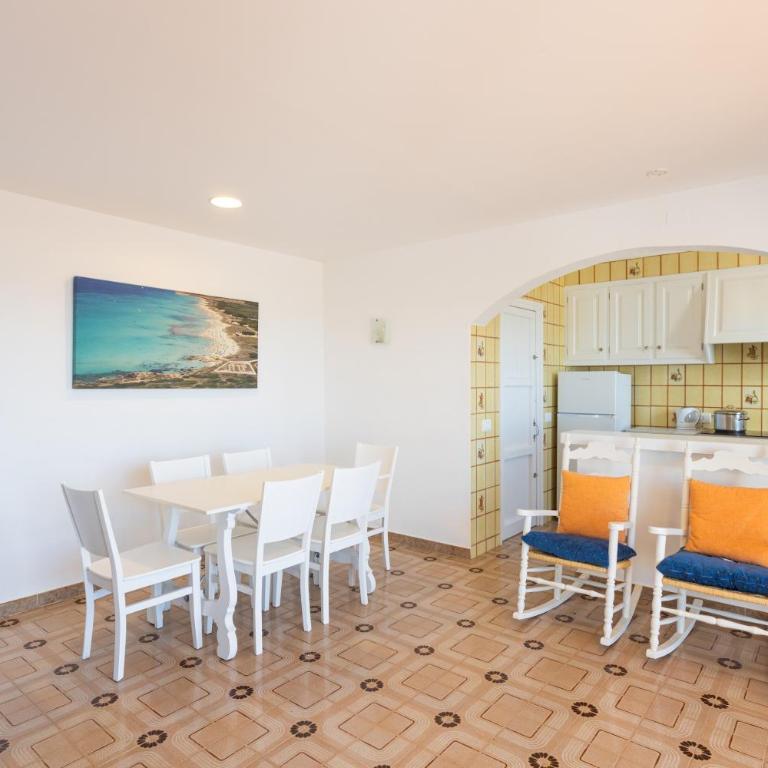 V60A Villa Lucia By Menorcarentals - Villa - 11