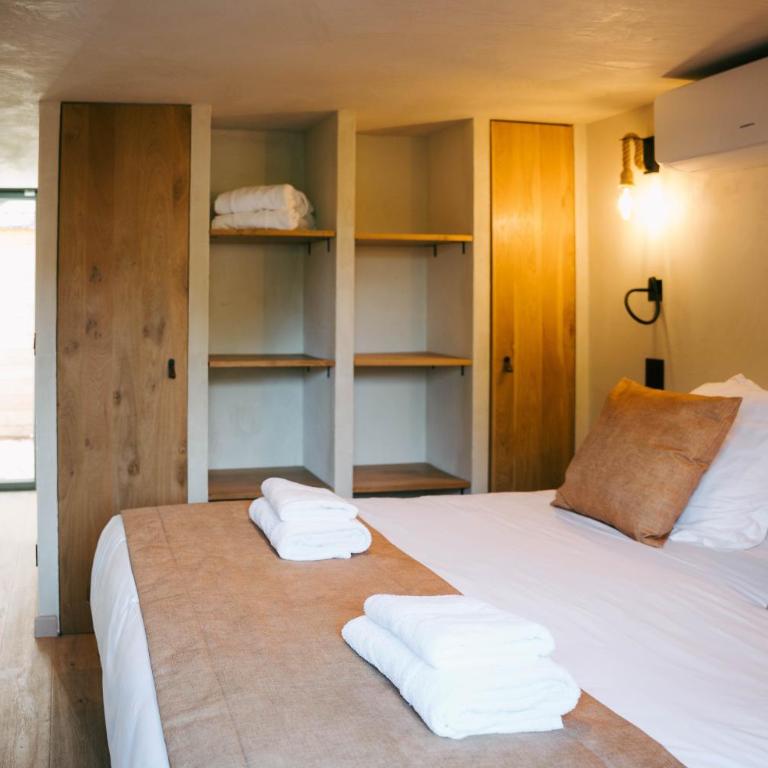 Le Domaine de la mer - Beach hotel Nature&Authenticité Hyères - Chambre Double avec Terrasse - 1