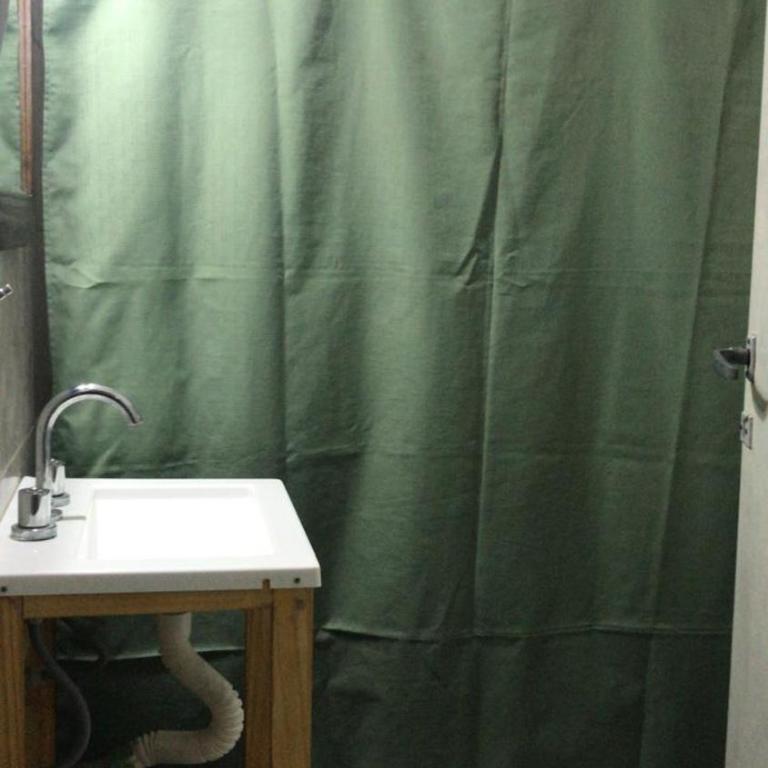 Hotel Romalu - Family Room with Private Bathroom - 3
