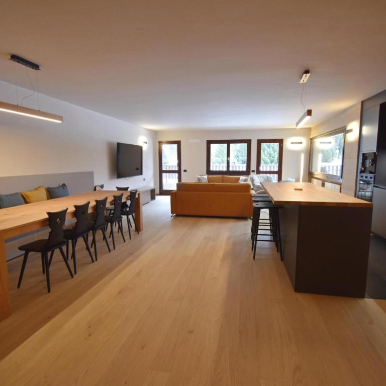 Camoscio Alpine Apartment MhD - Four-Bedroom Premier Apartment - 1