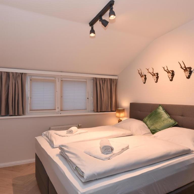 Penthouse Mountain and Lake View, terrace, AirCondition, incl Summer Card - Penthouse Apartment - 8