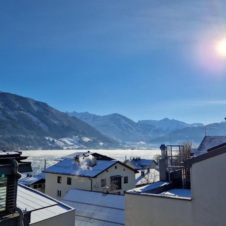 Penthouse Mountain and Lake View, terrace, AirCondition, incl Summer Card - Penthouse Apartment - 2