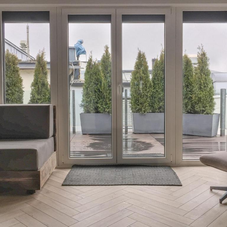 Penthouse Mountain and Lake View, terrace, AirCondition, incl Summer Card - Penthouse Apartment - 19