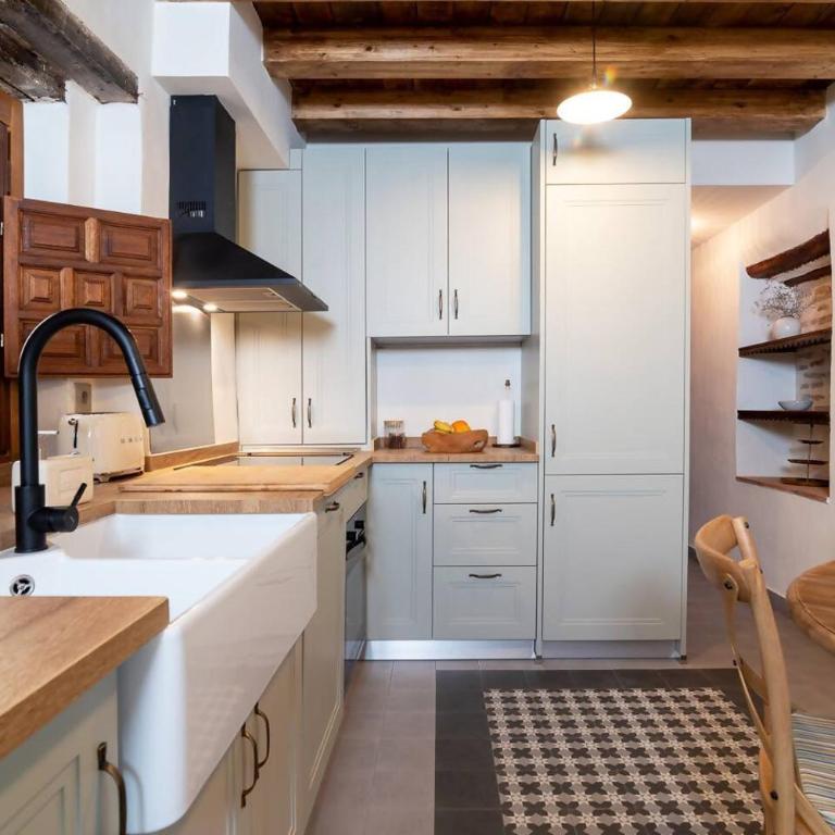 Precioso apartamento Albaicín 5 min de la Catedral - Two-Bedroom Apartment - 12