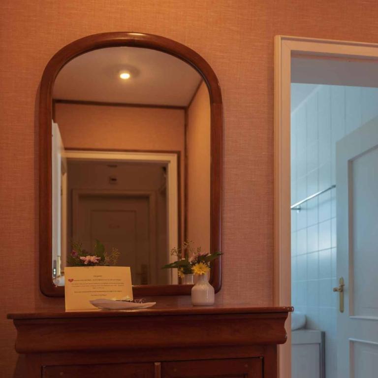 Hotel Regina - Deluxe Doppelzimmer mit Balkon - 7