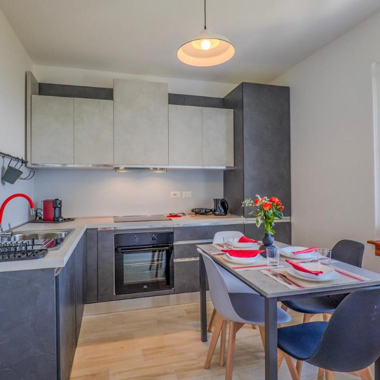 Residenza Luna - Appartamento con Balcone - 8