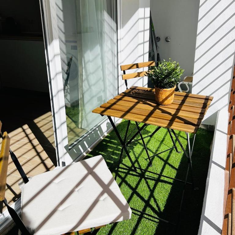 Fantástico Estudio Sostoa 50 close to Beach - Apartamento de 1 dormitorio - 2