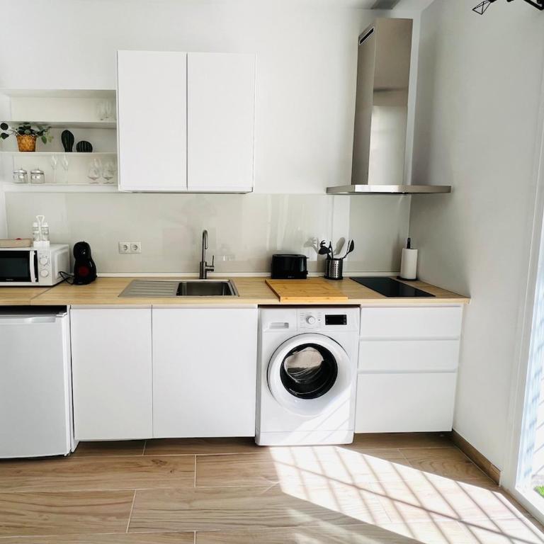 Fantástico Estudio Sostoa 50 close to Beach - Apartamento de 1 dormitorio - 5