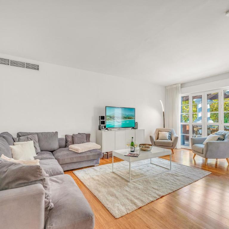 Marbella Concordia 4BR Close to beach & garage - Apartamento - 7