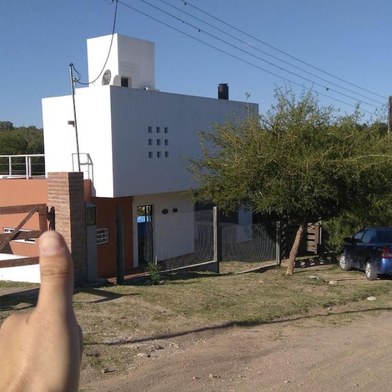 Casa Minimalista con Pileta Privada en el mejor lugar de Cabalango - Casa de 3 dormitorios - 18