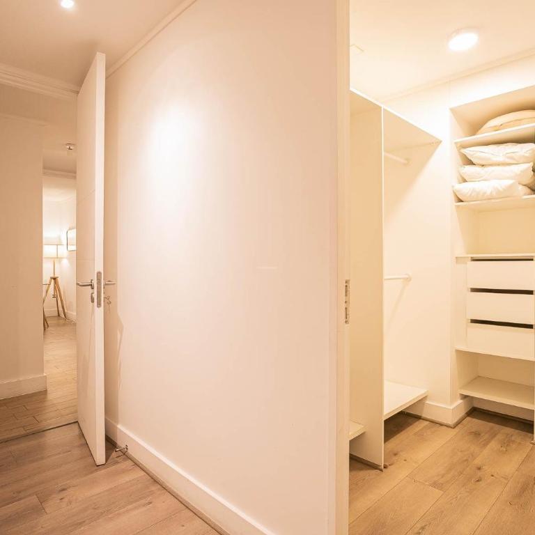 Urban Retreat Las Condes 4 Guests - Apartment - 14