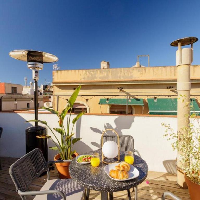 Urban Design Apartments & Studios - Two-Bedroom Apartment with Terrace - 5