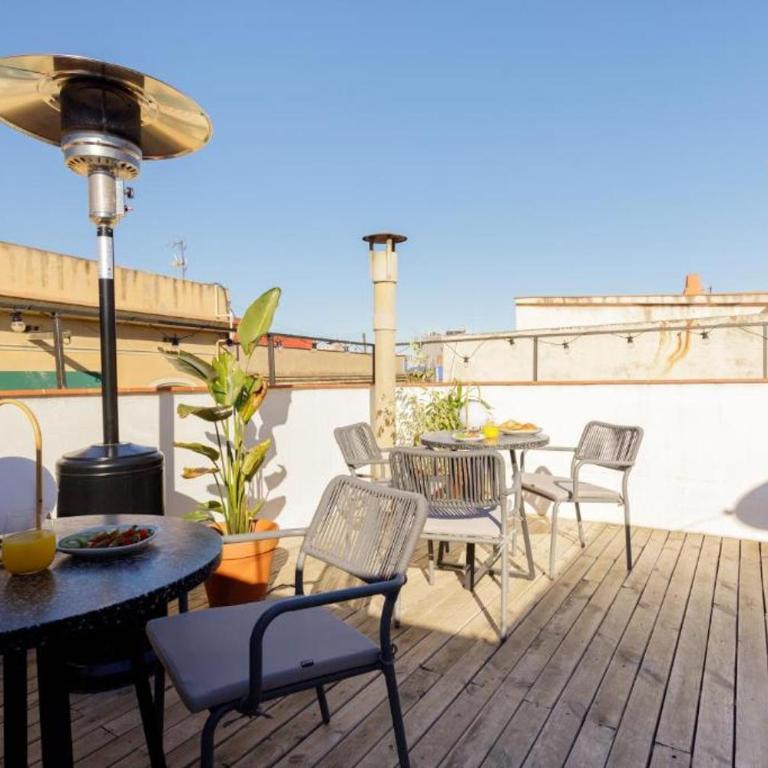 Urban Design Apartments & Studios - Two-Bedroom Apartment with Terrace - 7