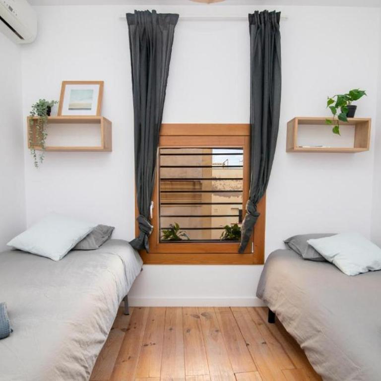 Urban Design Apartments & Studios - Two-Bedroom Apartment with Terrace - 15