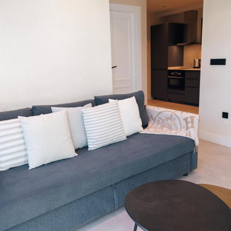 Apartamento en pleno paseo marítimo de Marbella. - Apartamento de 2 dormitorios - 4