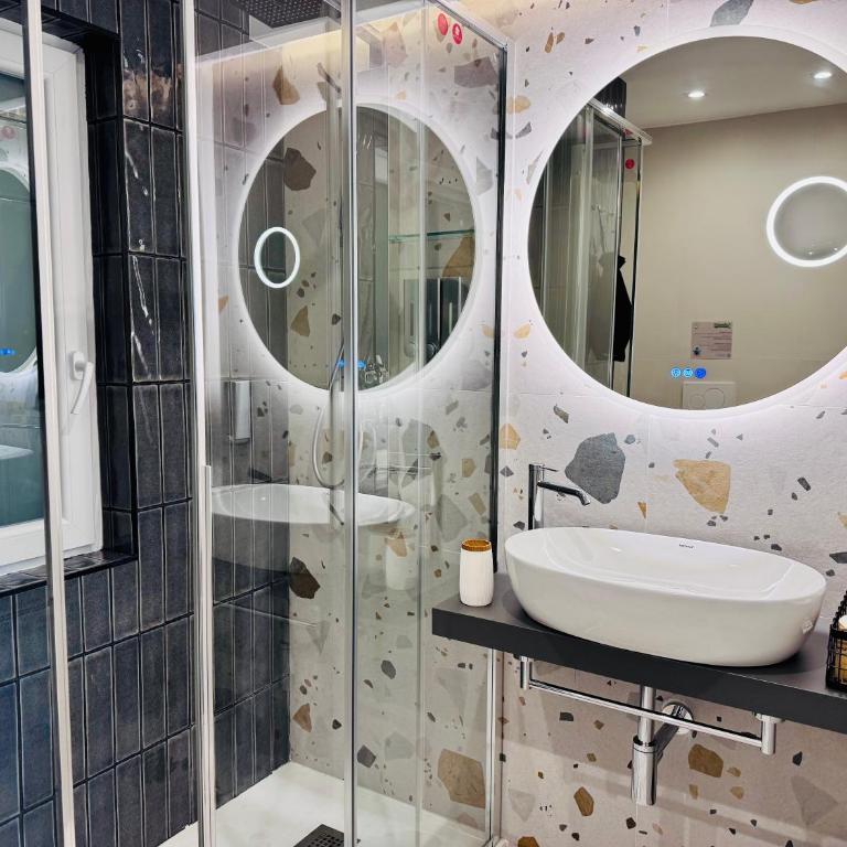 Vimini Corso Cavour - City Center - Deluxe King Studio - 21